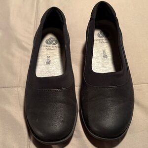 Cloudsteppers by Clarks Women's Classic Black Loafers